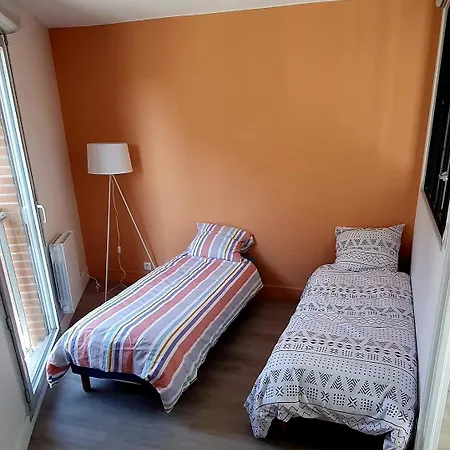 Apartment Grand T3, Centre, Gare, Metro, Parking Prive *